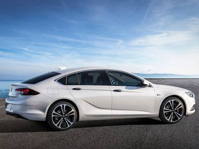 Opel Insignia Grand Sport 2.0 Turbo 191kW Business Innovation ... Opel Insignia Grand Sport 2.0 Turbo 191kW Business Innovation ...