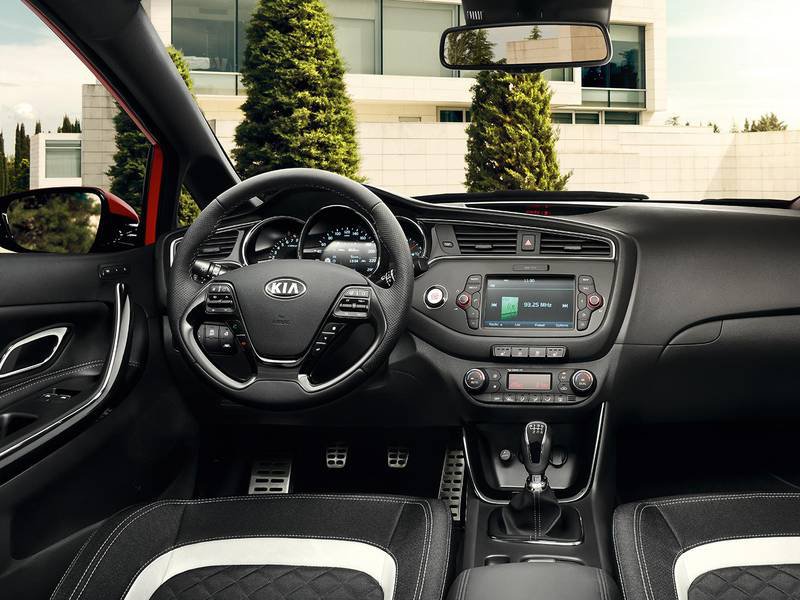 Configuratore nuova KIA cee'd SW e listino prezzi 2018