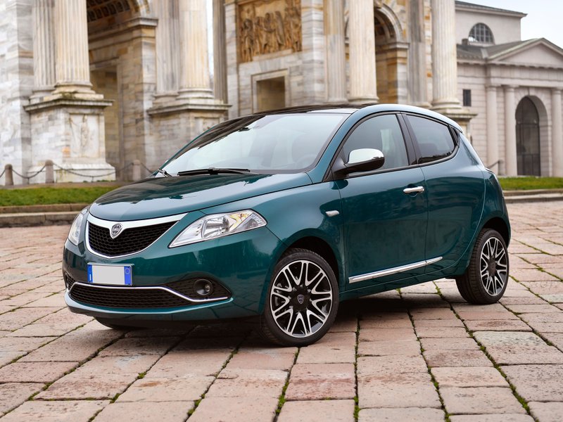 Lancia Ypsilon Lancia Ypsilon