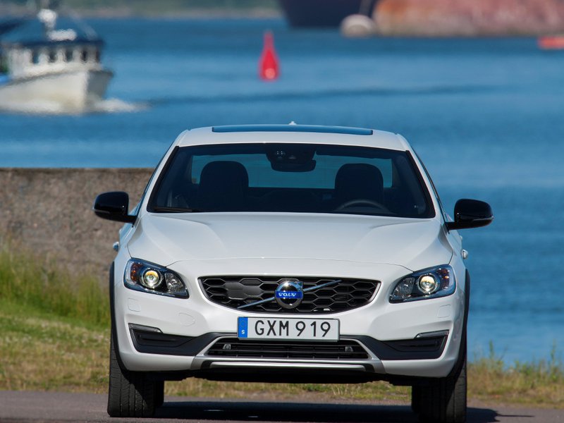 Volvo S60 Cross Country Volvo S60 Cross Country